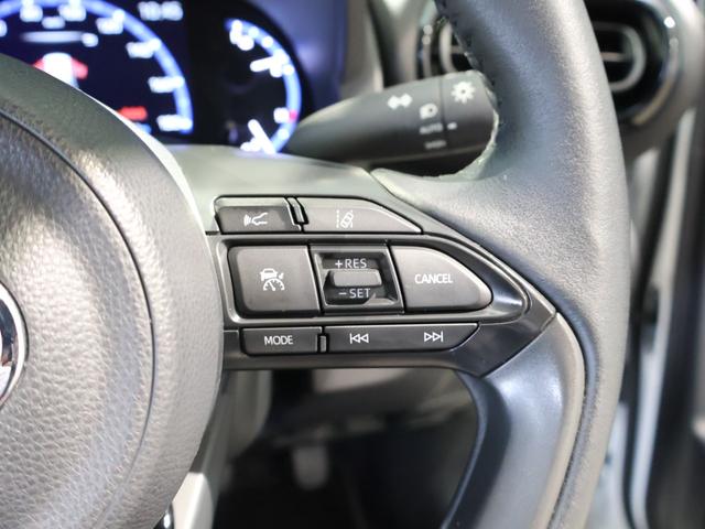 ヤリスクロス ハイブリッドＺ　アドベンチャー　純正８型ディスプレイ　ナビ　パノラミックビューモニター　パワーバックドア　ブラインドスポットモニタ　ＬＥＤヘッドライト　専用ハーフレザーシート　シートヒーター　純正アルミ　クリアランスソナー　ドラレコ（25枚目）