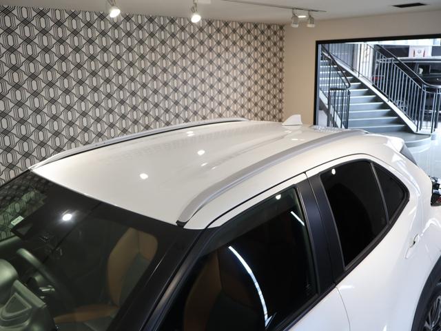 ヤリスクロス ハイブリッドＺ　アドベンチャー　純正８型ディスプレイ　ナビ　パノラミックビューモニター　パワーバックドア　ブラインドスポットモニタ　ＬＥＤヘッドライト　専用ハーフレザーシート　シートヒーター　純正アルミ　クリアランスソナー　ドラレコ（38枚目）