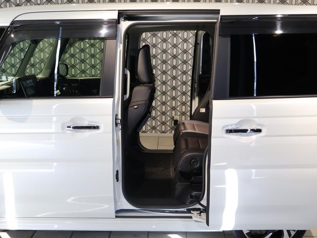 スペーシアカスタム ハイブリッドXS メーカー9型ナビTV 全方位モニター ブルートゥース HDMI対応 両側パワースライドドア ハーフレザーシート LEDヘッドライト クリアランスソナー リアオットマンシート ヘッドアップディスプレイ(40枚目)