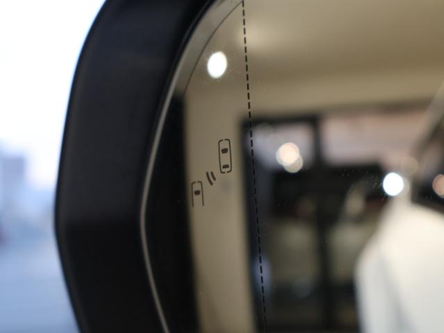 ＮＸ ＮＸ３００ｈ　Ｆスポーツ　４ＷＤ　サンルーフ　黒本革エアーシート　三眼ＬＥＤヘッドライト　パワーバックドア　ブラインドスポットモニター　クリアランスソナー　ヘッドアップディスプレイ　ステアリングヒーター　寒冷地仕様　禁煙車（7枚目）