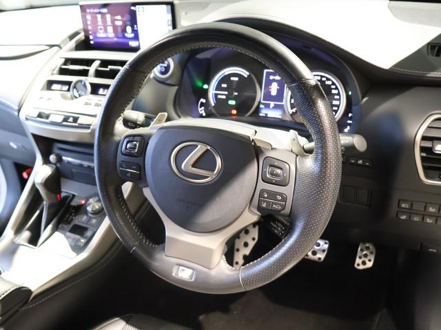 ＮＸ ＮＸ３００ｈ　Ｆスポーツ　４ＷＤ　サンルーフ　黒本革エアーシート　三眼ＬＥＤヘッドライト　パワーバックドア　ブラインドスポットモニター　クリアランスソナー　ヘッドアップディスプレイ　ステアリングヒーター　寒冷地仕様　禁煙車（24枚目）