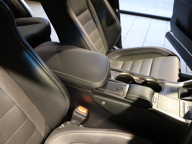 ＮＸ ＮＸ３００ｈ　Ｆスポーツ　４ＷＤ　サンルーフ　黒本革エアーシート　三眼ＬＥＤヘッドライト　パワーバックドア　ブラインドスポットモニター　クリアランスソナー　ヘッドアップディスプレイ　ステアリングヒーター　寒冷地仕様　禁煙車（31枚目）