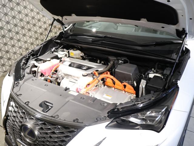 ＮＸ ＮＸ３００ｈ　Ｆスポーツ　４ＷＤ　サンルーフ　黒本革エアーシート　三眼ＬＥＤヘッドライト　パワーバックドア　ブラインドスポットモニター　クリアランスソナー　ヘッドアップディスプレイ　ステアリングヒーター　寒冷地仕様　禁煙車（47枚目）