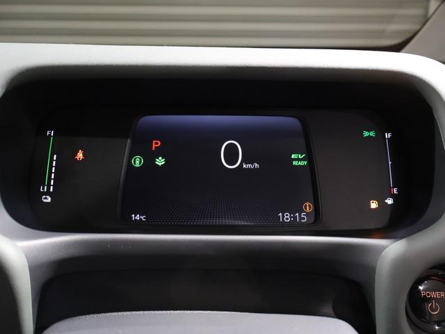 フリード ｅ：ＨＥＶクロスター　登録済未使用車　純正９型ナビＴＶ　マルチビューカメラシステム　両側パワースライドドア　ＬＥＤヘッドライト　ハーフレザーシート　シートヒーター　ブラインドスポットモニター　専用純正アルミ　６人乗り（18枚目）