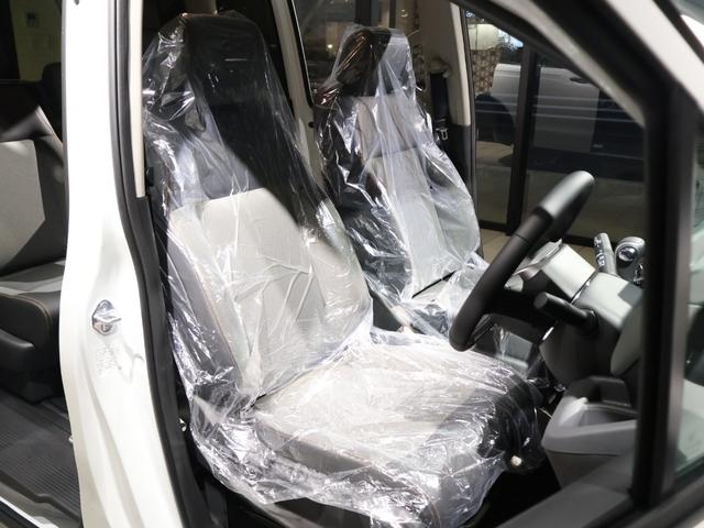 フリード ｅ：ＨＥＶクロスター　登録済未使用車　純正９型ナビＴＶ　マルチビューカメラシステム　両側パワースライドドア　ＬＥＤヘッドライト　ハーフレザーシート　シートヒーター　ブラインドスポットモニター　専用純正アルミ　６人乗り（20枚目）