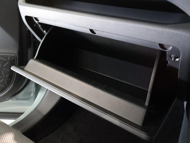 ＲＡＶ４ ハイブリッドアドベンチャー　オフロードパッケージＩＩ　特別仕様車　ハンズフリーパワーバックドア　純正１０．５型ディスプレイ　ナビＴＶ　バックモニター　ブラインドスポットモニター　ルーフレール　専用レザーエアシート　専用アルミ　ツートーンカラー　ドラレコ（12枚目）