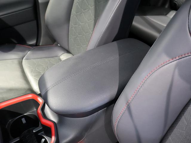 ＲＡＶ４ ハイブリッドアドベンチャー　オフロードパッケージＩＩ　特別仕様車　ハンズフリーパワーバックドア　純正１０．５型ディスプレイ　ナビＴＶ　バックモニター　ブラインドスポットモニター　ルーフレール　専用レザーエアシート　専用アルミ　ツートーンカラー　ドラレコ（22枚目）