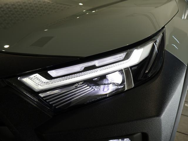 ＲＡＶ４ ハイブリッドアドベンチャー　オフロードパッケージＩＩ　特別仕様車　ハンズフリーパワーバックドア　純正１０．５型ディスプレイ　ナビＴＶ　バックモニター　ブラインドスポットモニター　ルーフレール　専用レザーエアシート　専用アルミ　ツートーンカラー　ドラレコ（28枚目）