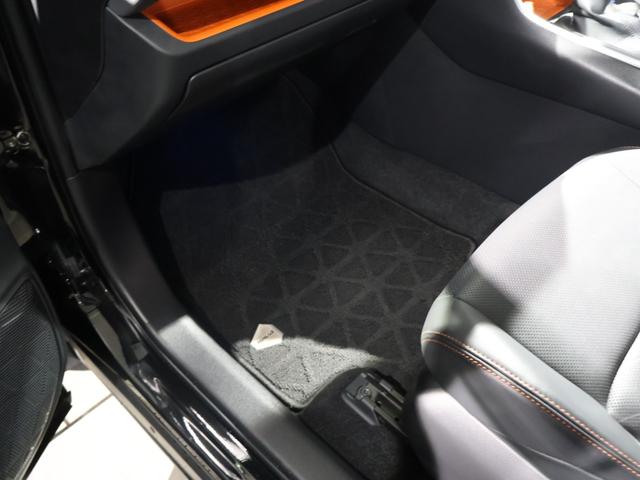 ＲＡＶ４ ハイブリッドアドベンチャー　パノラマサンルーフ　ハンズフリーパワーバックドア　純正ディスプレイ　ナビＴＶ　バックモニター　デジタルインナーミラー　黒本革エアシート　ＬＥＤヘッドライト　クリアランスソナー　純正アルミ　ドラレコ（33枚目）