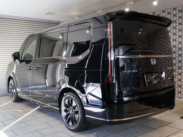 ステップワゴン e:HEVスパーダ 登録済未使用車 10型ディスプレイ フルセグTV ブルートゥース HDMI バックモニター 両側パワースライドドア パワーバックドア LEDヘッドライト ブラインドスポットモニター ハーフレザーシート(2枚目)