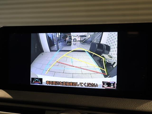 ＩＳ ＩＳ３００ｈ　Ｆスポーツ　サンルーフ　白／黒本革エアーシート　三眼ＬＥＤヘッドライト　ブラインドスポットモニター　オレンジキャリパー　クリアランスソナー　ステアリングヒーター　１０．３型ナビＴＶ　ドラレコ　純正１９インチアルミ（5枚目）