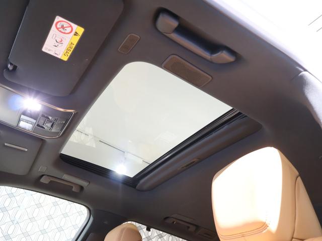 ＬＸ ＬＸ６００　マークレビンソンサウンド　リアエンターテイメント　モデリスタエアロ　モデリスタサイドステップ　デジタルインナーミラー　ヘッドアップディスプレイ　ヘーゼル革シート　クールボックス　純正２２インチアルミ（7枚目）