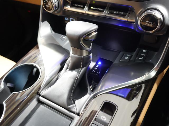 ＬＸ ＬＸ６００　マークレビンソンサウンド　リアエンターテイメント　モデリスタエアロ　モデリスタサイドステップ　デジタルインナーミラー　ヘッドアップディスプレイ　ヘーゼル革シート　クールボックス　純正２２インチアルミ（20枚目）