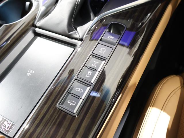 ＬＸ ＬＸ６００　マークレビンソンサウンド　リアエンターテイメント　モデリスタエアロ　モデリスタサイドステップ　デジタルインナーミラー　ヘッドアップディスプレイ　ヘーゼル革シート　クールボックス　純正２２インチアルミ（21枚目）