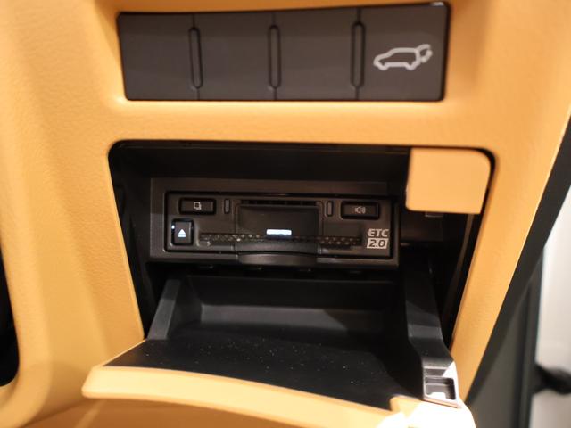 ＬＸ ＬＸ６００　マークレビンソンサウンド　リアエンターテイメント　モデリスタエアロ　モデリスタサイドステップ　デジタルインナーミラー　ヘッドアップディスプレイ　ヘーゼル革シート　クールボックス　純正２２インチアルミ（26枚目）