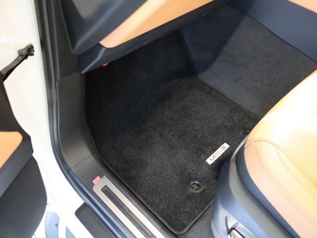 ＬＸ ＬＸ６００　マークレビンソンサウンド　リアエンターテイメント　モデリスタエアロ　モデリスタサイドステップ　デジタルインナーミラー　ヘッドアップディスプレイ　ヘーゼル革シート　クールボックス　純正２２インチアルミ（42枚目）
