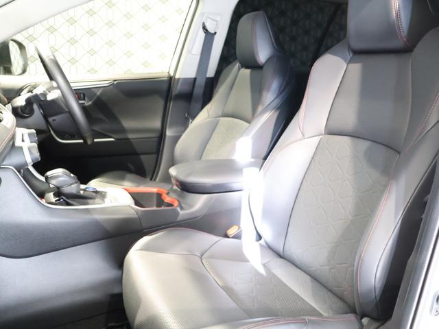 ＲＡＶ４ ハイブリッドアドベンチャー　オフロードパッケージＩＩ　特別仕様車　ハンズフリーパワーバックドア　純正１０．５型ディスプレイ　ナビＴＶ　パノラミックビューモニター　デジタルインナーミラー　ブラインドスポットモニター　ルーフレール　専用レザーエアシート（22枚目）