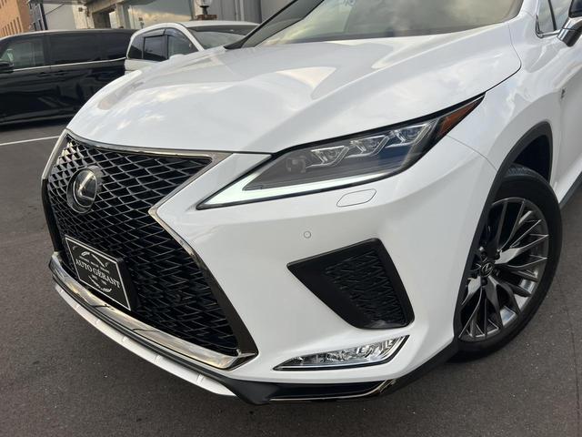 ＲＸ３００　Ｆスポーツ　ワンオーナー　禁煙車　アダプティブハイビーム　クリアランスソナー　オートクルーズコントロール　レーンアシスト　パワーシート　衝突被害軽減システム　パノラマサンルーフ　ナビ　ＴＶ　三眼ＬＥＤヘッドランプ(24枚目)