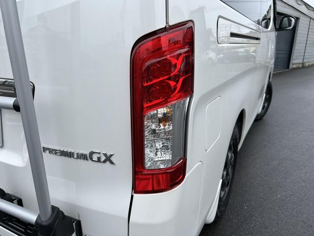 ロンググランドプレミアムＧＸ　禁煙車　ワンオーナー　４ＷＤ　ベッド付き　ドライブレコーダー　Ｂｌｕｅｔｏｏｔｈ接続可　デジタルインナーミラー　ＥＴＣ　全周囲カメラ　ナビ　両側スライドドア　オートライト　アルミホイール　スマートキー(15枚目)