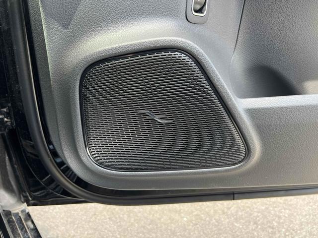 Ｂクラス Ｂ２００ｄ　ＡＭＧラインパッケージ　ＥＴＣ　全周囲カメラ　オートクルーズコントロール　レーンアシスト　アルミホイール　オートライト　サンルーフ　パワーシート　スマートキー　アイドリングストップ　電動格納ミラー　シートヒーター　ＣＶＴ（40枚目）