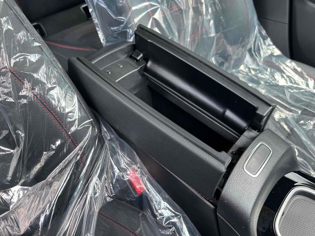 Ｂクラス Ｂ２００ｄ　ＡＭＧラインパッケージ　ＥＴＣ　全周囲カメラ　オートクルーズコントロール　レーンアシスト　アルミホイール　オートライト　サンルーフ　パワーシート　スマートキー　アイドリングストップ　電動格納ミラー　シートヒーター　ＣＶＴ（51枚目）