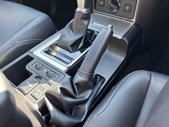 ご覧頂きまして誠に有難うございます！！是非ご来店して頂き、実際にご覧になって頂ければと思います。お客様からのご連絡をスタッフ一同、心よりお待ちしております