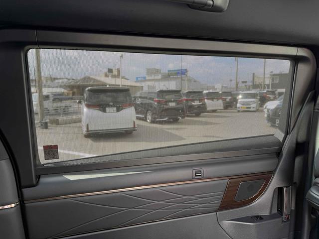 アルファードハイブリッド Ｚ　１４インチディスプレイ　左右独立ムーンルーフ　１３．２型後席モニター　トヨタチームメイト　カラーヘッドアップディスプレイ　デジタルインナーミラー　スペアタイヤ　フロントモデリスタエアロ（46枚目）