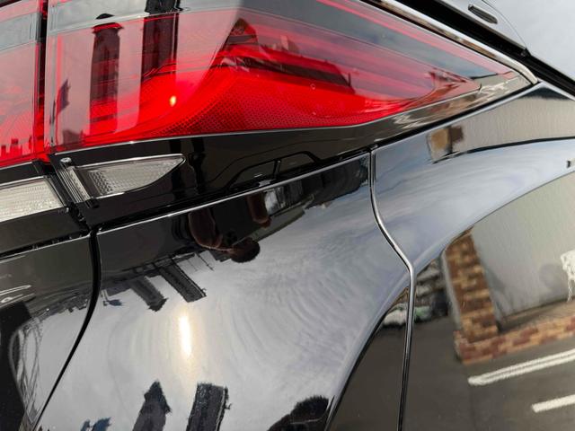 ヴェルファイアハイブリッド Z プレミア 14インチディスプレイ 左右独立ムーンルーフ ユニバーサルステップ カラーヘッドアップディスプレイ デジタルインナーミラー トヨタチームメイト パノラミックビューモニター 前後ドライブレコーダー(29枚目)