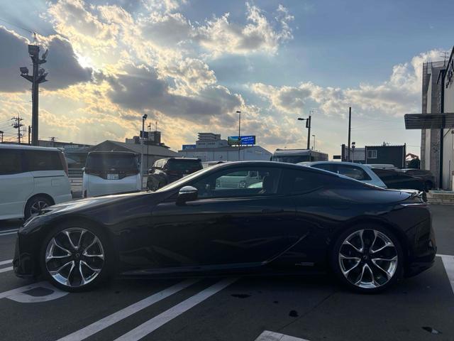 ご覧いただきありがとうございます♪気になったお車がありましたらお気軽にお電話をください♪