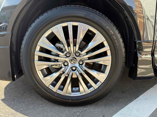 この度は当店のお車をご覧になっていただき、誠にありがとうございます。ぜひじっくりとご検討下さい。気軽にお問合せ・お見積りお待ちしております。