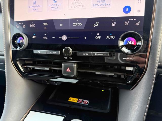 アルファードハイブリッド Ｚ　１４インチディスプレイ　モデリスタエアロ（Ｆ．Ｓ．Ｒ）　左右独立ムーンルーフ　ユニバーサルステップ　トヨタチームメイト　カラーヘッドアップディスプレイ　１３．２型後席モニター　ＥＴＣ２．０（6枚目）