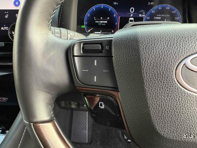 アルファードハイブリッド Ｚ　１４インチディスプレイ　モデリスタエアロ（Ｆ．Ｓ．Ｒ）　左右独立ムーンルーフ　ユニバーサルステップ　トヨタチームメイト　カラーヘッドアップディスプレイ　１３．２型後席モニター　ＥＴＣ２．０（10枚目）