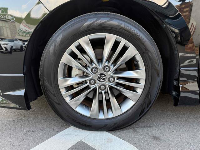 アルファードハイブリッド Ｚ　１４インチディスプレイ　モデリスタエアロ（Ｆ．Ｓ．Ｒ）　左右独立ムーンルーフ　ユニバーサルステップ　トヨタチームメイト　カラーヘッドアップディスプレイ　１３．２型後席モニター　ＥＴＣ２．０（20枚目）