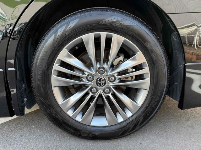 アルファードハイブリッド Ｚ　１４インチディスプレイ　モデリスタエアロ（Ｆ．Ｓ．Ｒ）　左右独立ムーンルーフ　ユニバーサルステップ　トヨタチームメイト　カラーヘッドアップディスプレイ　１３．２型後席モニター　ＥＴＣ２．０（21枚目）