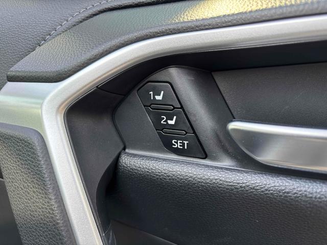 RAV4 ハイブリッドG パノラマルーフ ETC バックカメラ クリアランスソナー オートクルーズコントロール レーンアシスト アクセサリーコンセント 衝突被害軽減システム ナビ LEDヘッドランプ 置くだけ充電(42枚目)