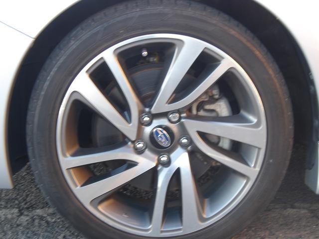 レヴォーグ 1.6GT-Sアイサイト 4WD 純正ナビ フルセグ Bluetooth バック・サイドカメラ ドラレコ ETC BLITZタワーバー スマートキー 指定タイヤ4本新品交換 車検R9年5月(32枚目)