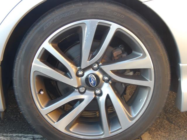 レヴォーグ 1.6GT-Sアイサイト 4WD 純正ナビ フルセグ Bluetooth バック・サイドカメラ ドラレコ ETC BLITZタワーバー スマートキー 指定タイヤ4本新品交換 車検R9年5月(34枚目)