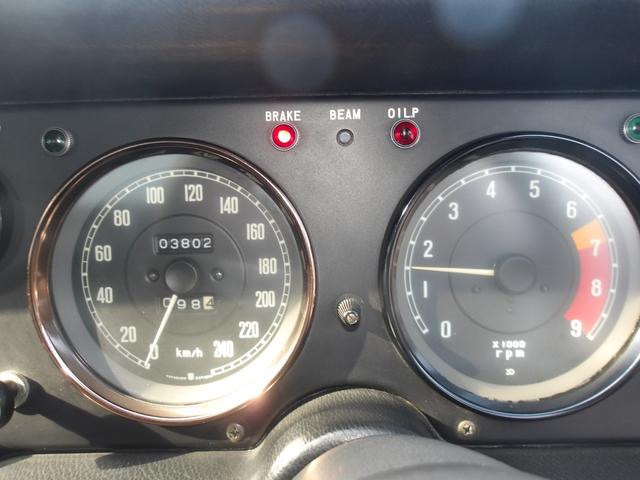 コスモスポーツ 　Ｓｅｒｉｅｓ２　ＭＴ　Ｈ１２年同色全塗装済み　実走行３８０２ｋｍ　２オーナー車　ガレージ保管　純正部品あり（24枚目）