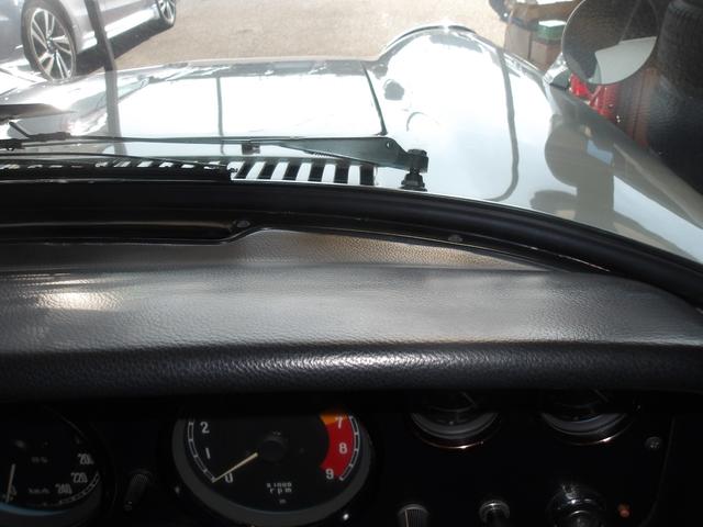 コスモスポーツ 　Ｓｅｒｉｅｓ２　ＭＴ　Ｈ１２年同色全塗装済み　実走行３８０２ｋｍ　２オーナー車　ガレージ保管　純正部品あり（28枚目）