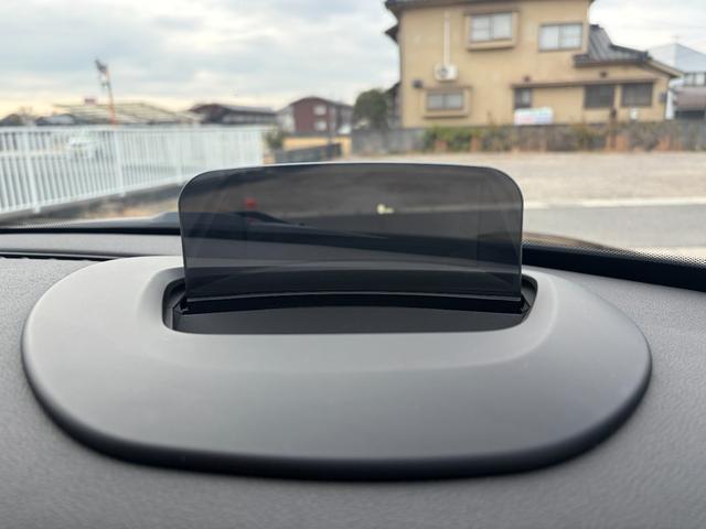 ＭＩＮＩ ジョンクーパーワークス　スマートキー　純正ナビ　ヘッドアップディスプレイ　ミラー型ＥＴＣ　ＬＥＤヘッドライト　プッシュスタート　パドルシフト　アイドリングストップ　ドアミラーカバー　ビルシュタイン車高調　社外アルミホイール（14枚目）