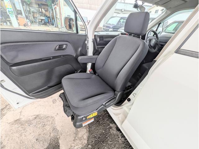 ゼスト 　助手席回転シート　キーレス　エアバッグ（4枚目）