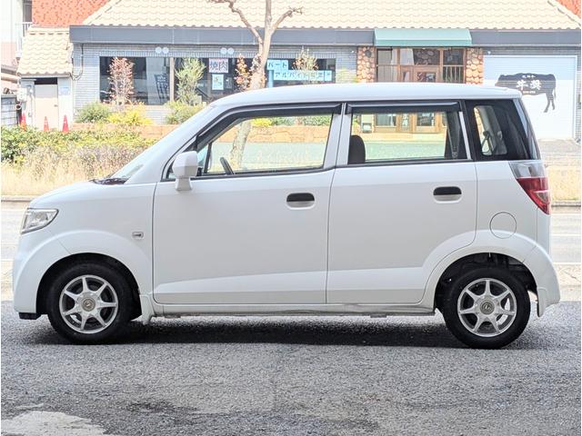 ゼスト 　助手席回転シート　キーレス　エアバッグ（9枚目）