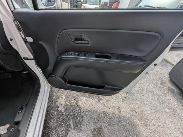 ゼスト 　助手席回転シート　キーレス　エアバッグ（17枚目）