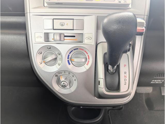 ゼスト 　助手席回転シート　キーレス　エアバッグ（33枚目）