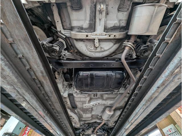 ゼスト 　助手席回転シート　キーレス　エアバッグ（40枚目）