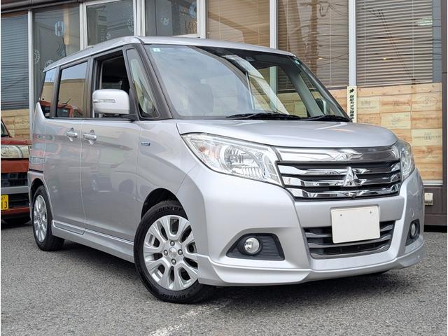 デリカＤ：２ ハイブリッドＭＺ　低車速域衝突被害軽減ブレーキシステム／ナビＴＶ／全方位カメラ／両側パワースライド／スマートキー／シートヒーター／助手席シートアンダーボックス／オートライトシステム／フロントシートセンターウォークスルー（2枚目）