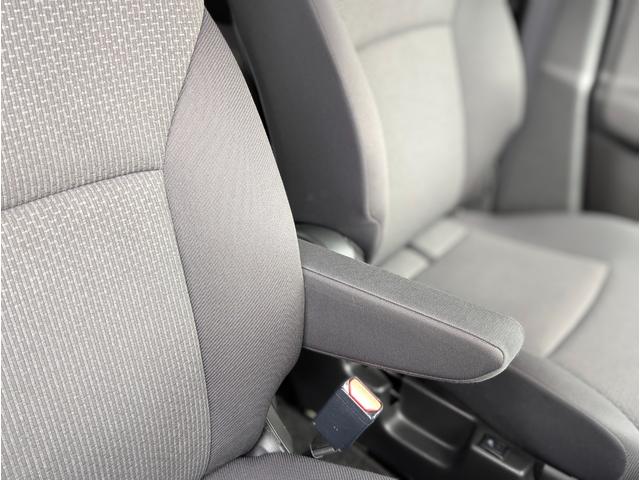デリカＤ：２ ハイブリッドＭＺ　低車速域衝突被害軽減ブレーキシステム／ナビＴＶ／全方位カメラ／両側パワースライド／スマートキー／シートヒーター／助手席シートアンダーボックス／オートライトシステム／フロントシートセンターウォークスルー（39枚目）