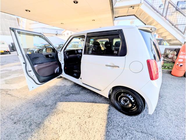 Ｎ－ＯＮＥ プレミアム　ツアラー・Ｌパッケージ　ナビ／テレビ／バックカメラ／ＥＴＣ／ローダウン／スマートキー／プッシュスタート／ディスチャージライト／（29枚目）