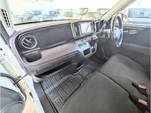 Ｎ－ＯＮＥ プレミアム　ツアラー・Ｌパッケージ　ナビ／テレビ／バックカメラ／ＥＴＣ／ローダウン／スマートキー／プッシュスタート／ディスチャージライト／（31枚目）