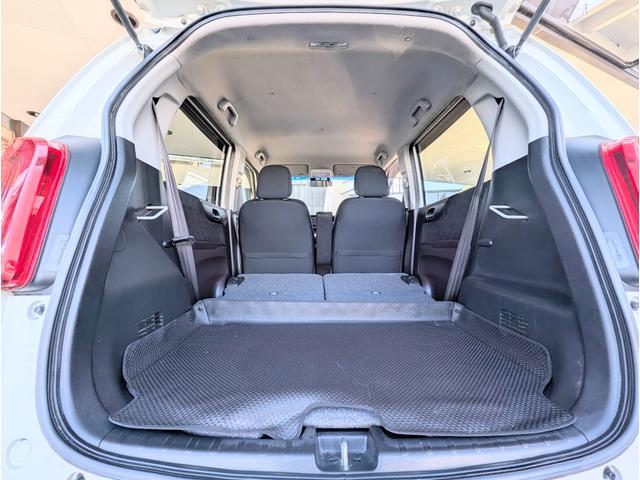 Ｎ－ＯＮＥ プレミアム　ツアラー・Ｌパッケージ　ナビ／テレビ／バックカメラ／ＥＴＣ／ローダウン／スマートキー／プッシュスタート／ディスチャージライト／（51枚目）